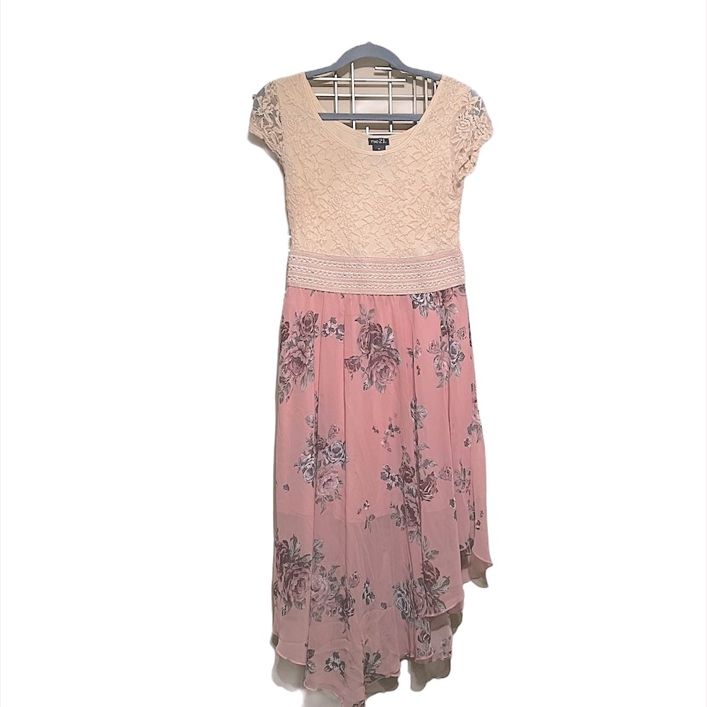 Rue21 Asymmetrical Floral Boho Lace Dress